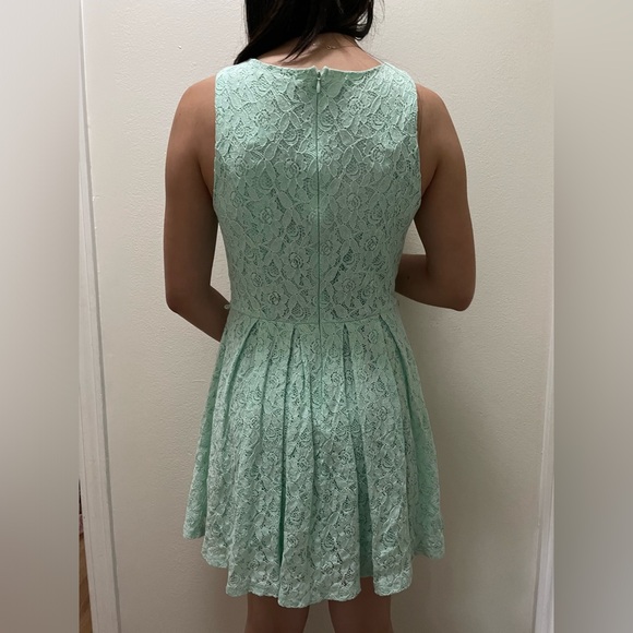 Forever21 Mint Green Dress Size Small - Picture 2 of 7